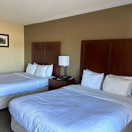 Comfort Inn & Suites Oxford South Bagian luar foto