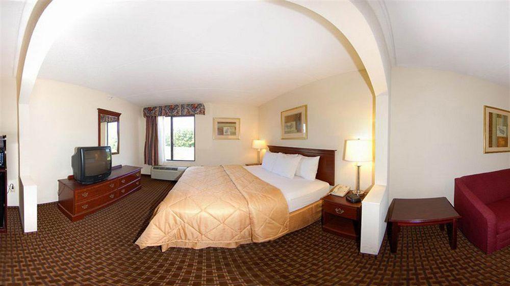 Comfort Inn & Suites Oxford South Bagian luar foto