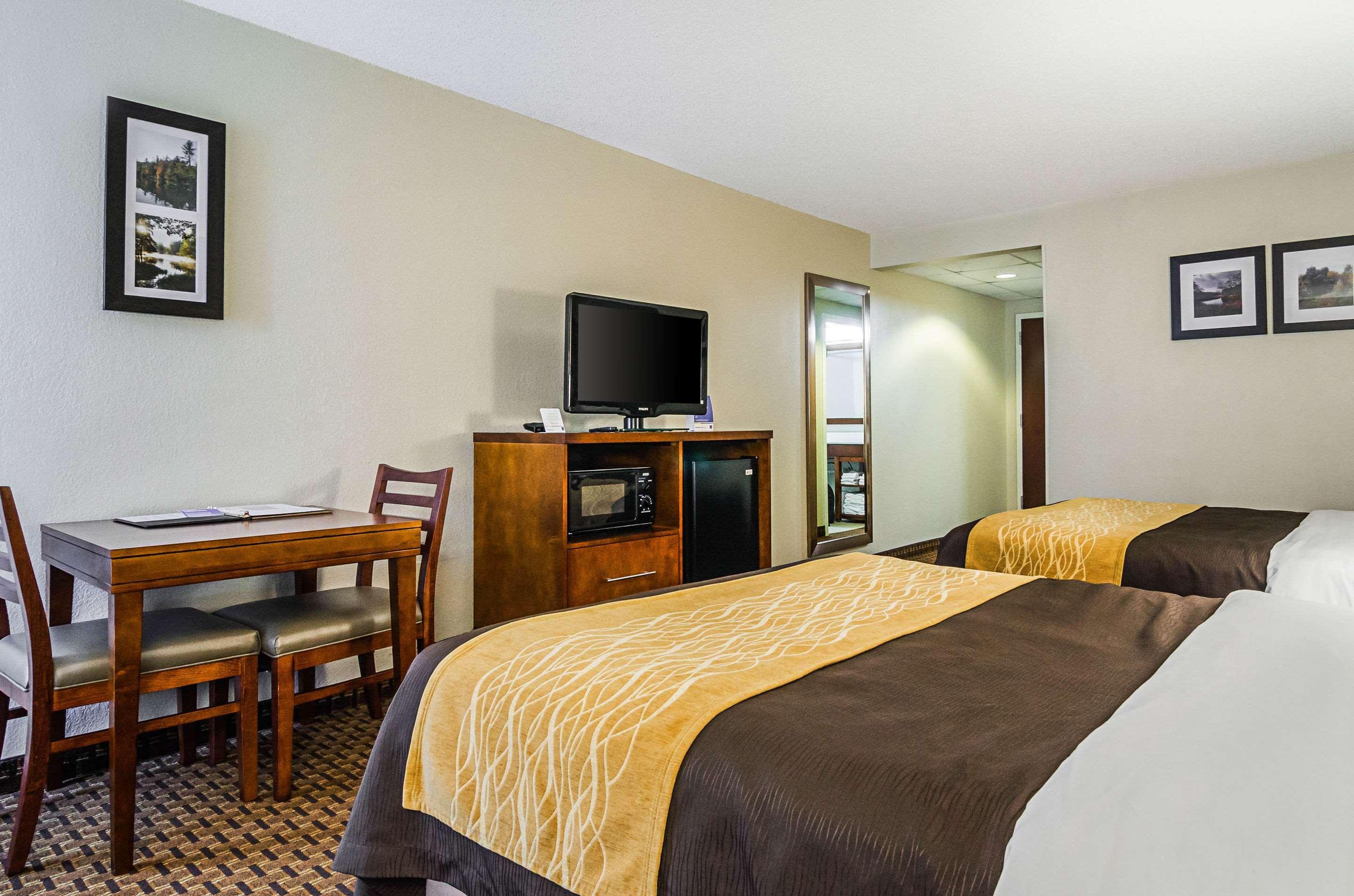 Comfort Inn & Suites Oxford South Bagian luar foto