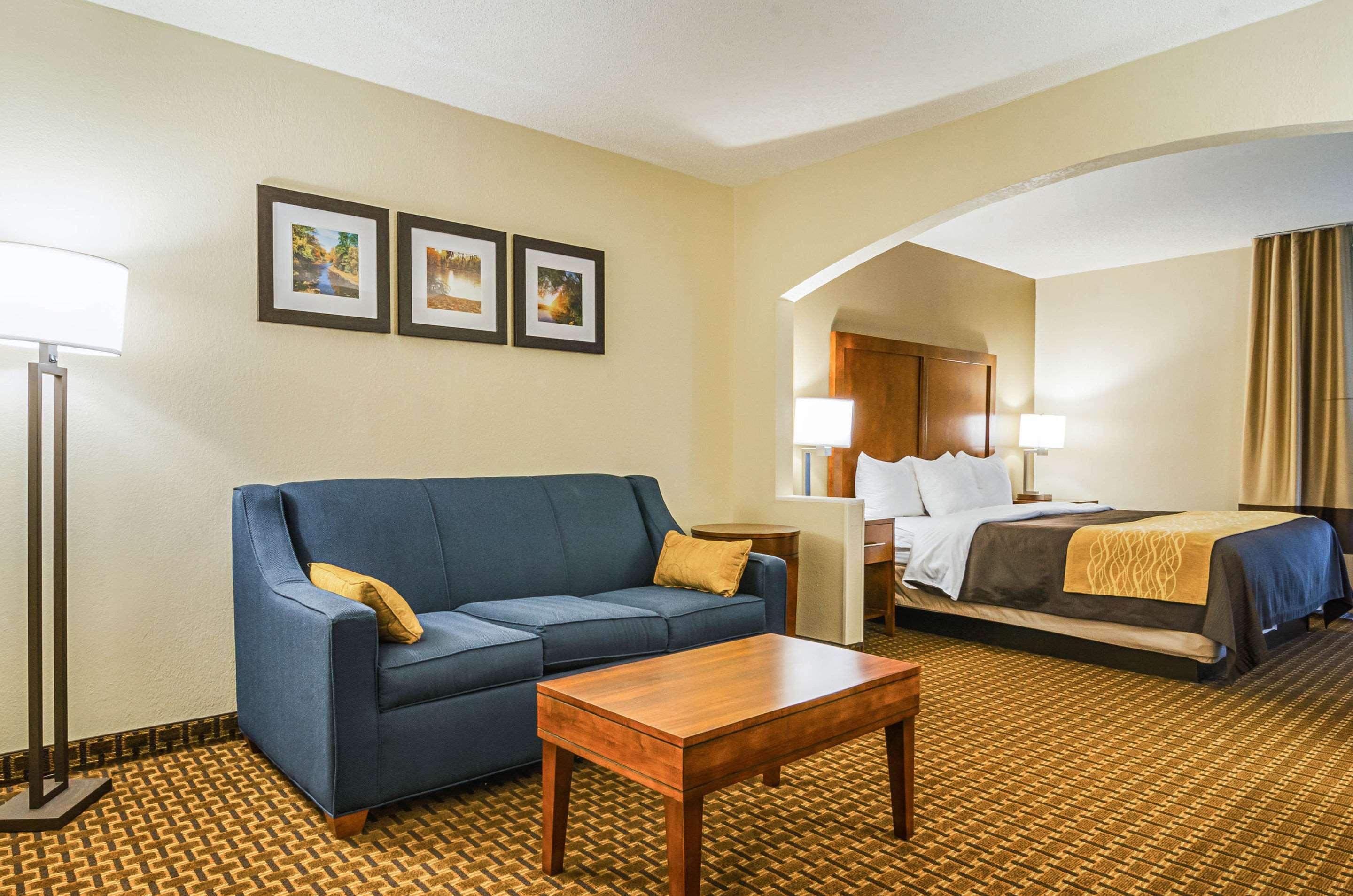 Comfort Inn & Suites Oxford South Bagian luar foto