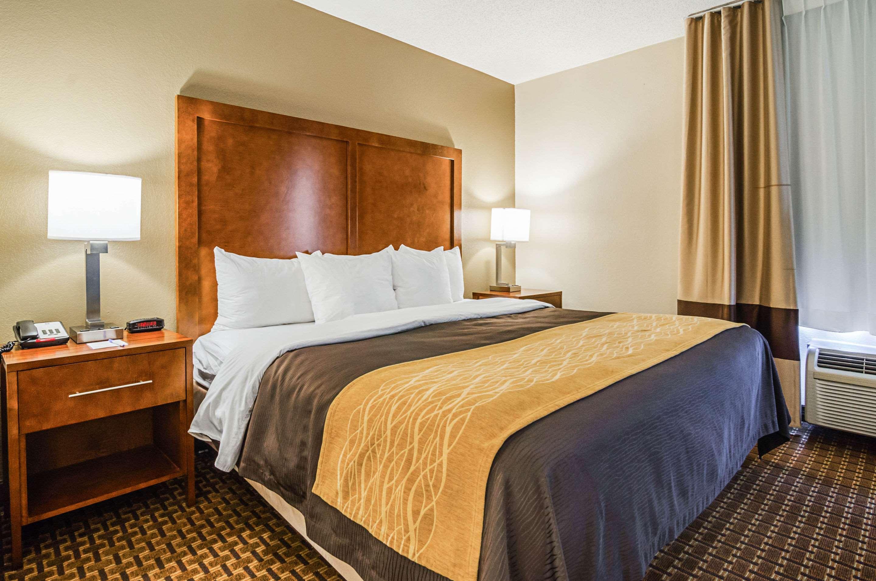 Comfort Inn & Suites Oxford South Bagian luar foto