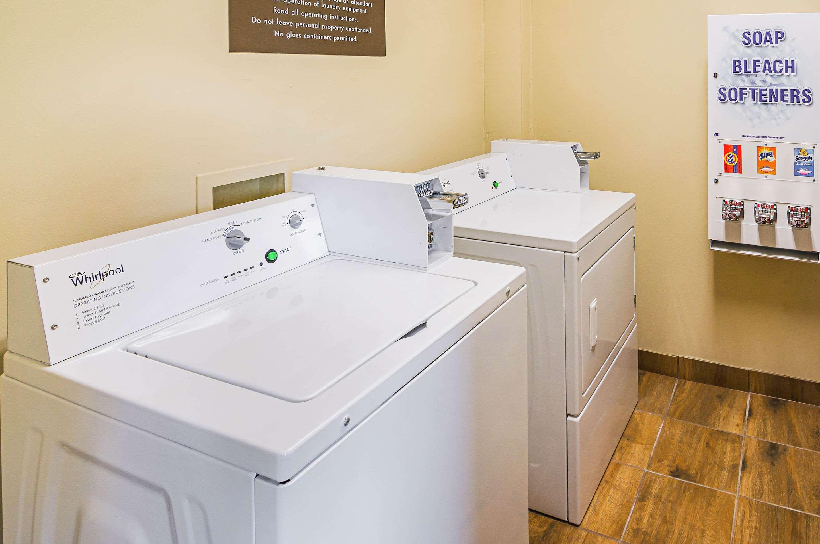 Comfort Inn & Suites Oxford South Bagian luar foto