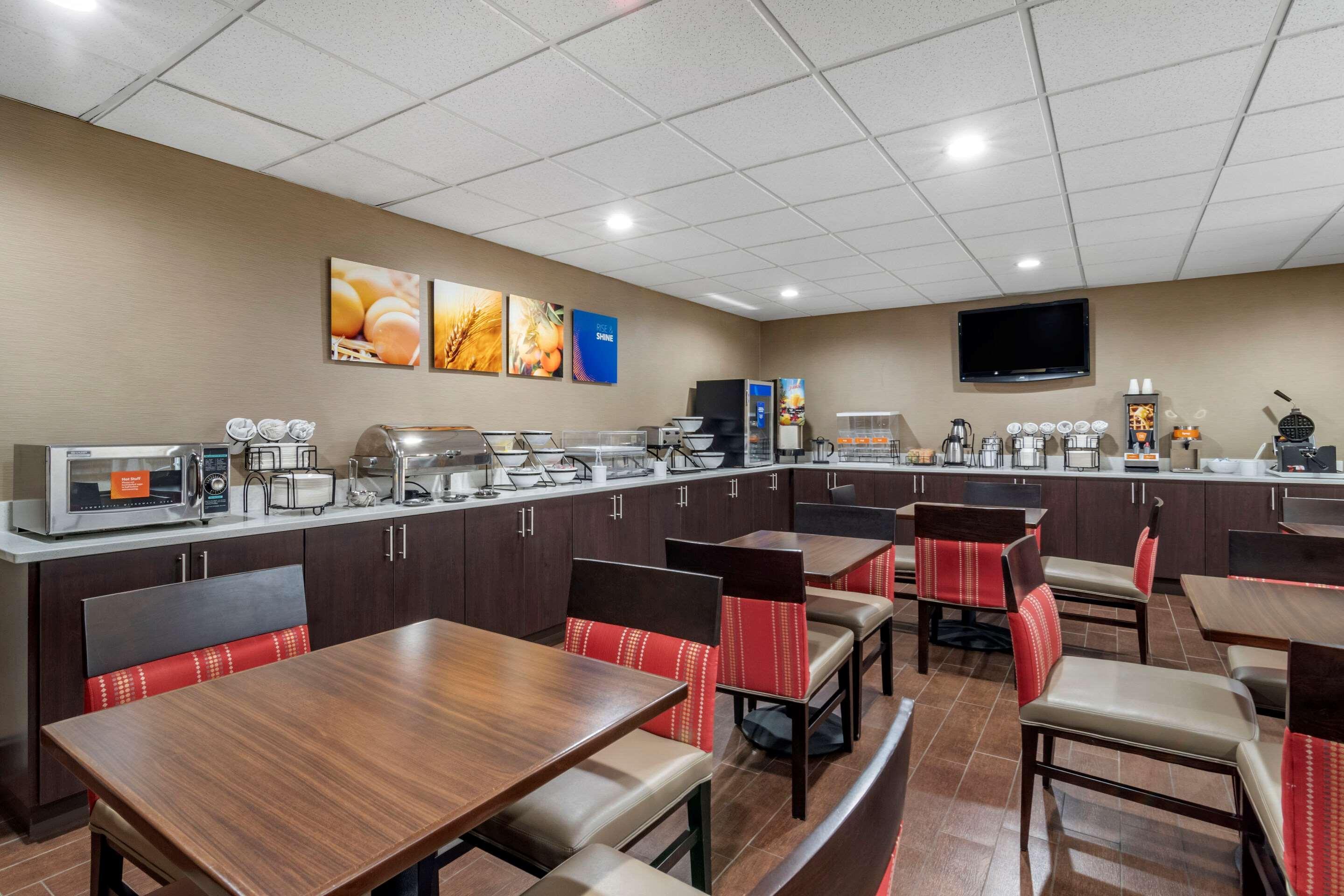 Comfort Inn & Suites Oxford South Bagian luar foto