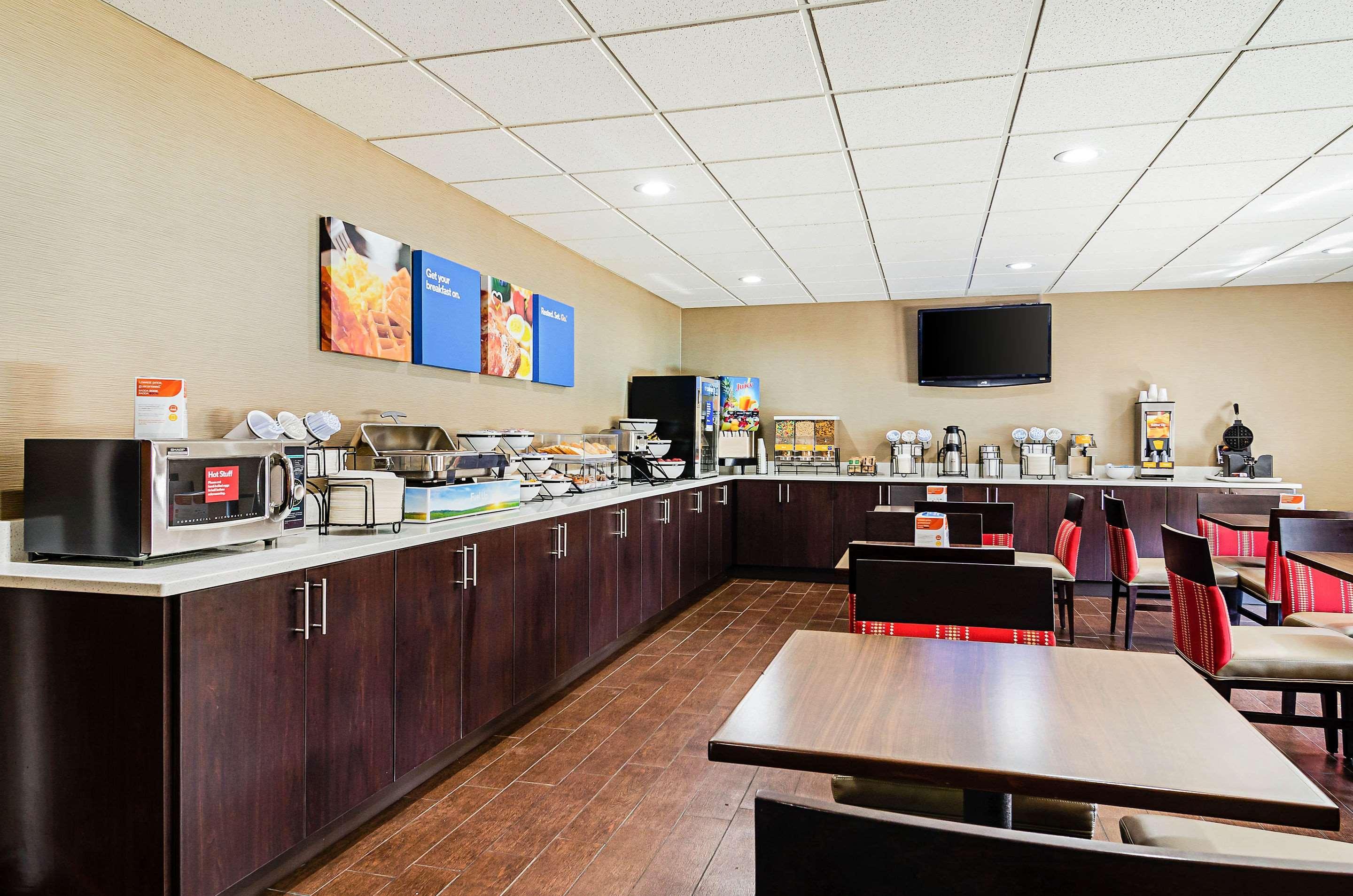 Comfort Inn & Suites Oxford South Bagian luar foto