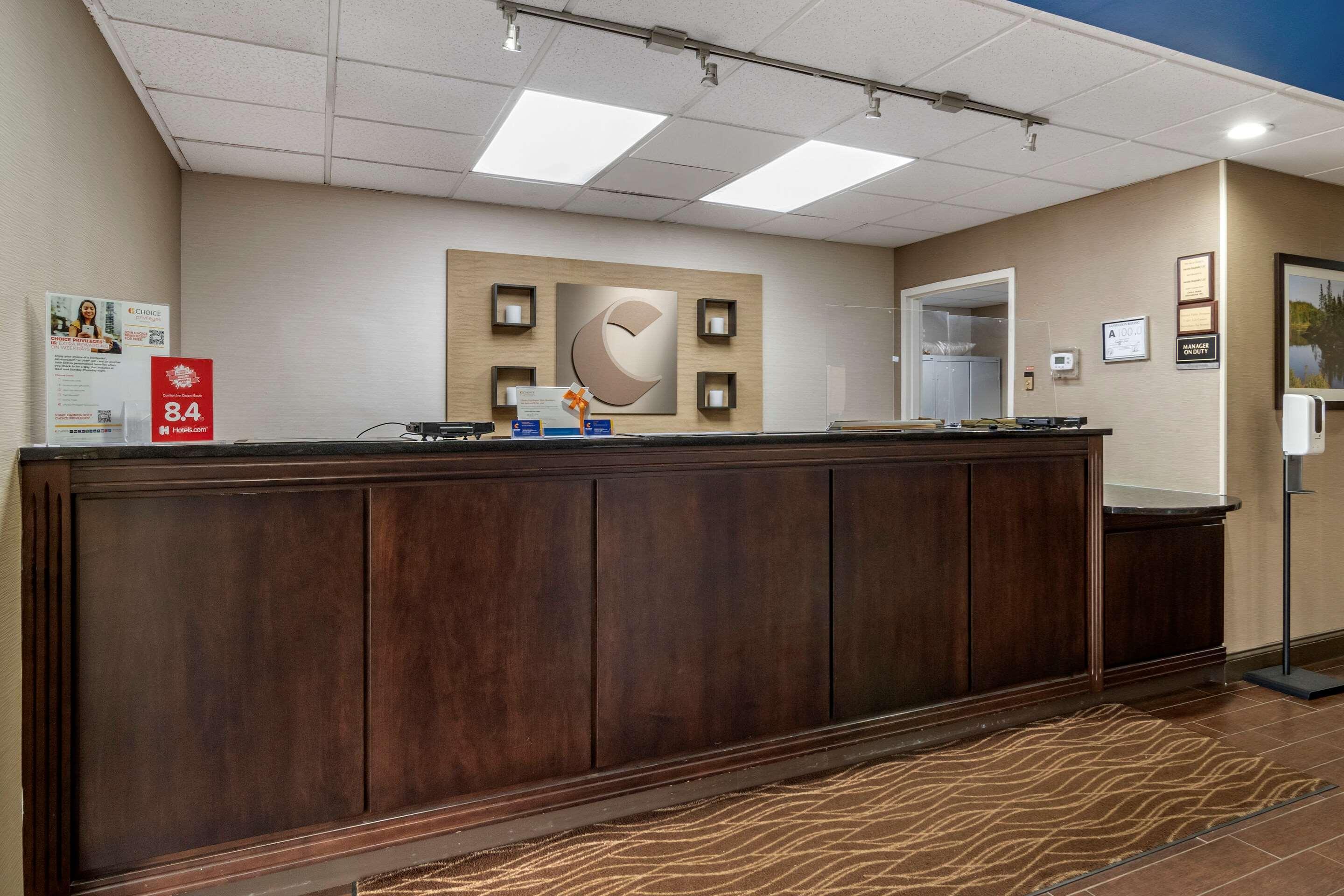 Comfort Inn & Suites Oxford South Bagian luar foto