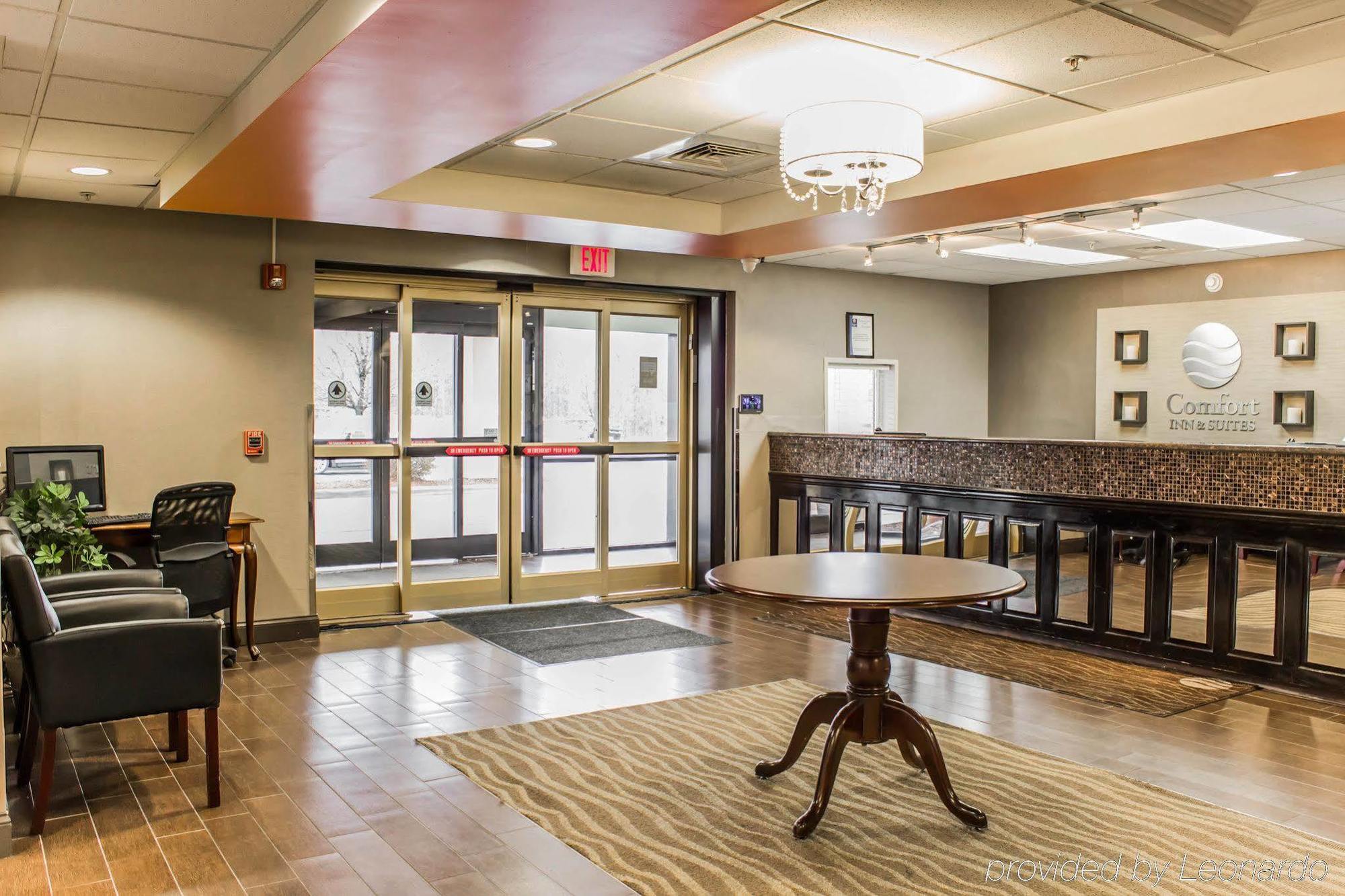Comfort Inn & Suites Oxford South Bagian luar foto